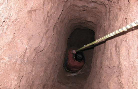 “最遗憾没挖秦始皇陵”，北派盗墓宗师被判死刑后却神秘消失……