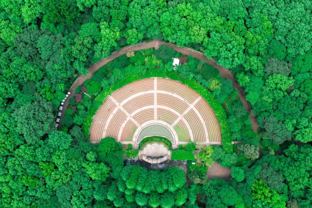 中国最爱改名的城市：改了40多次，曾用名70多个！如今名字超霸气，闻名天下！不输北京，此生必去......