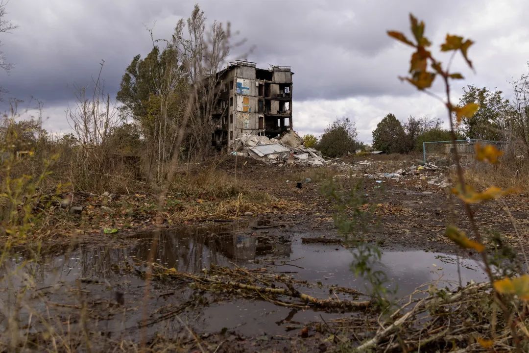 乌克兰“坚固堡垒”被攻陷，如何改变战局？