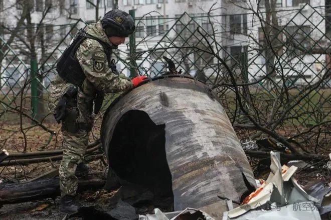 乌克兰怎么也想不明白，俄军射来的导弹，为什么会有大量美国零件