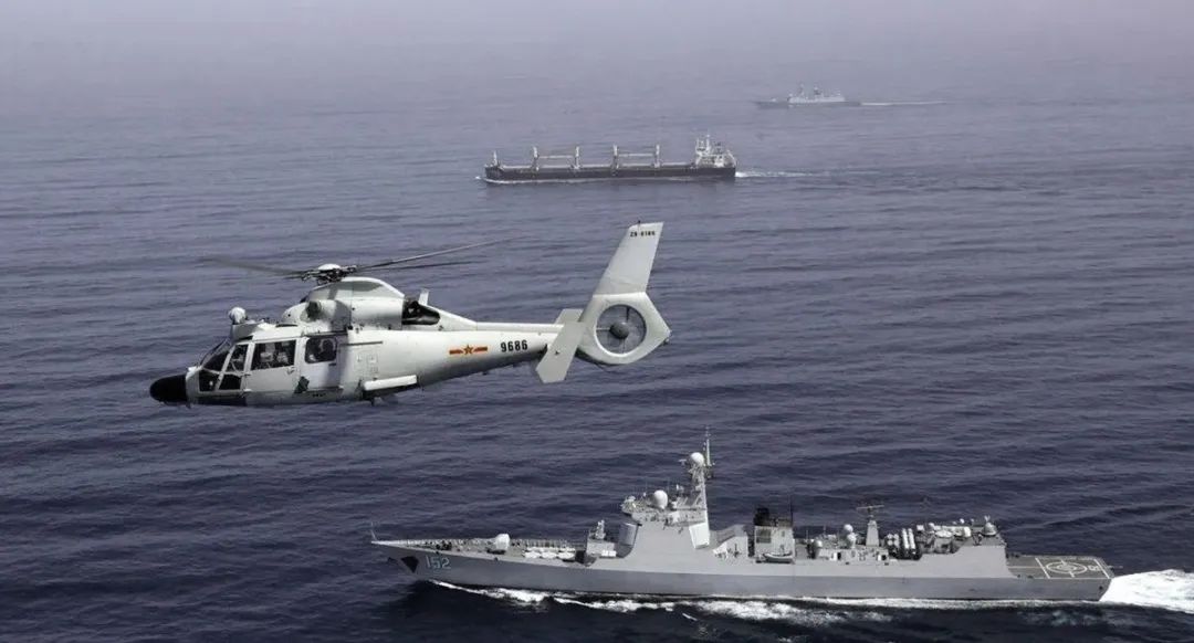 12艘无人艇“狼群攻击”!俄军舰剧烈爆炸,被乌克兰击沉!给中国海军也上了一课? 12艘无人艇“狼群攻击”!俄军舰剧烈爆炸,被乌克兰击沉!给中国海军也上了一课?