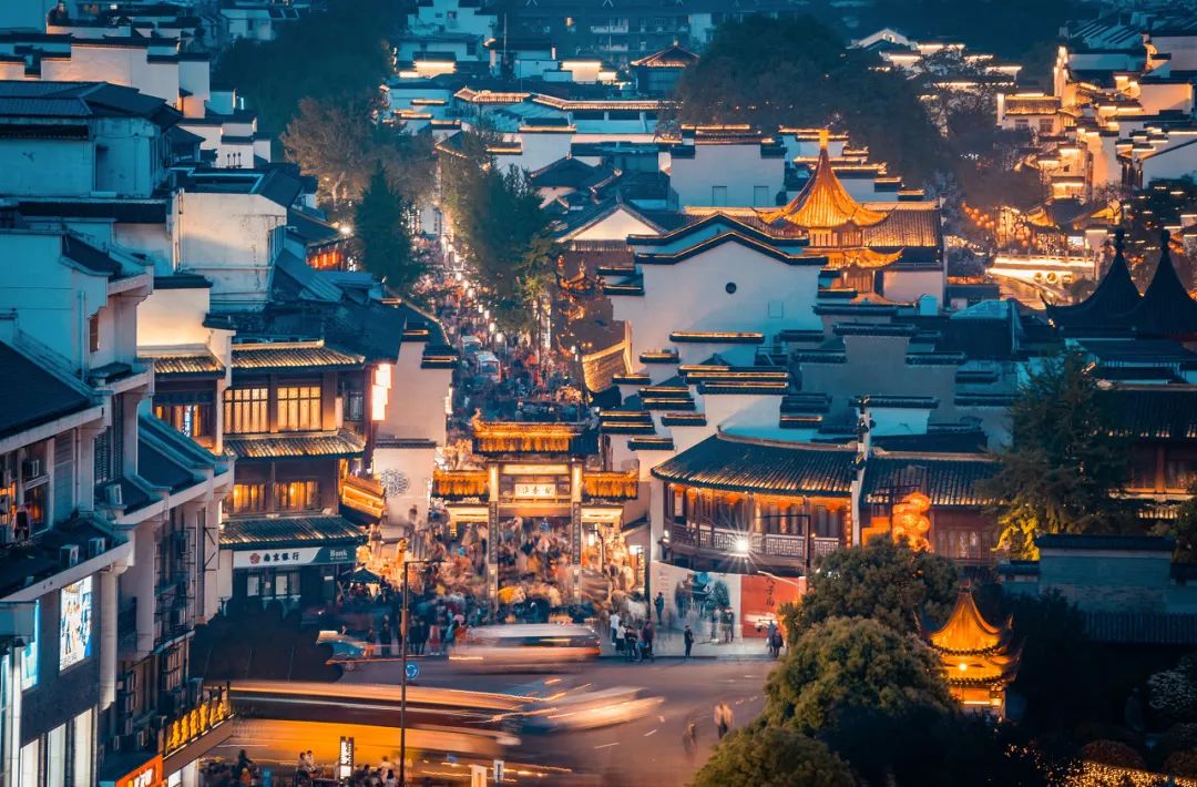 中国最爱改名的城市：改了40多次，曾用名70多个！如今名字超霸气，闻名天下！不输北京，此生必去......