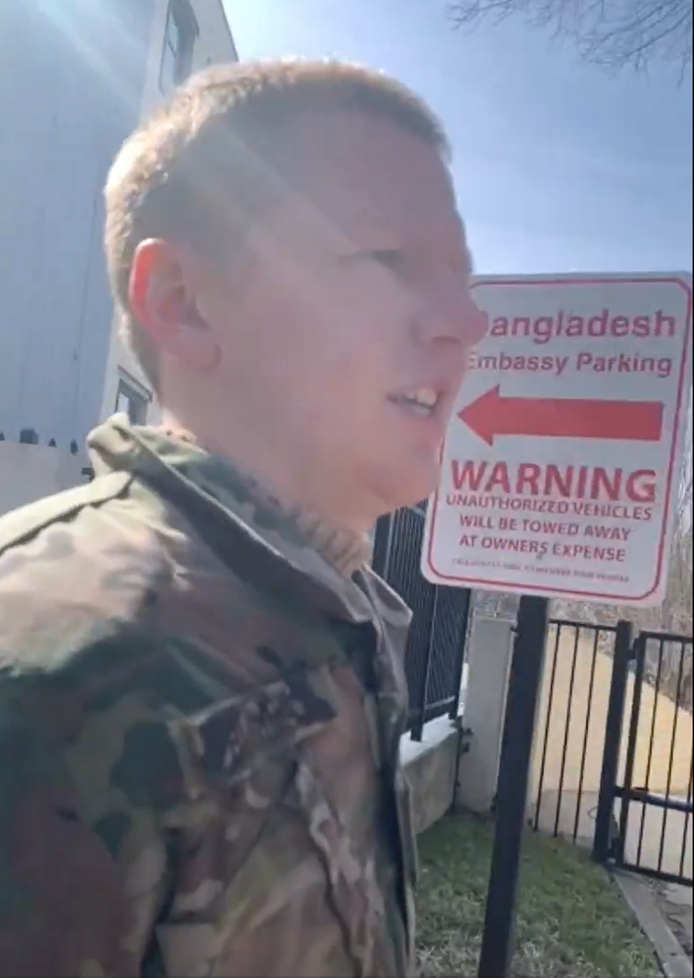 美军士兵自F抗议以色列,外媒春秋笔法,某新回避不报 美军士兵自F抗议以色列,外媒春秋笔法,某新回避不报