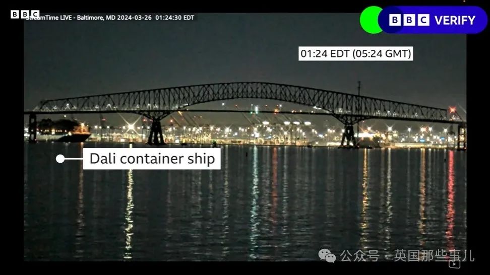 十万吨巨轮撞塌铁桥前绝望4分钟:全船停电,无法转向,直撞而去....
