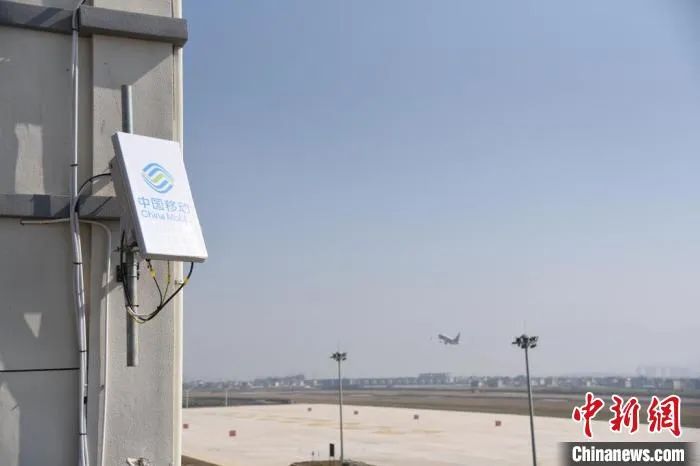 中国保山机场用上通感一体技术与美军基地频遭无人机袭扰