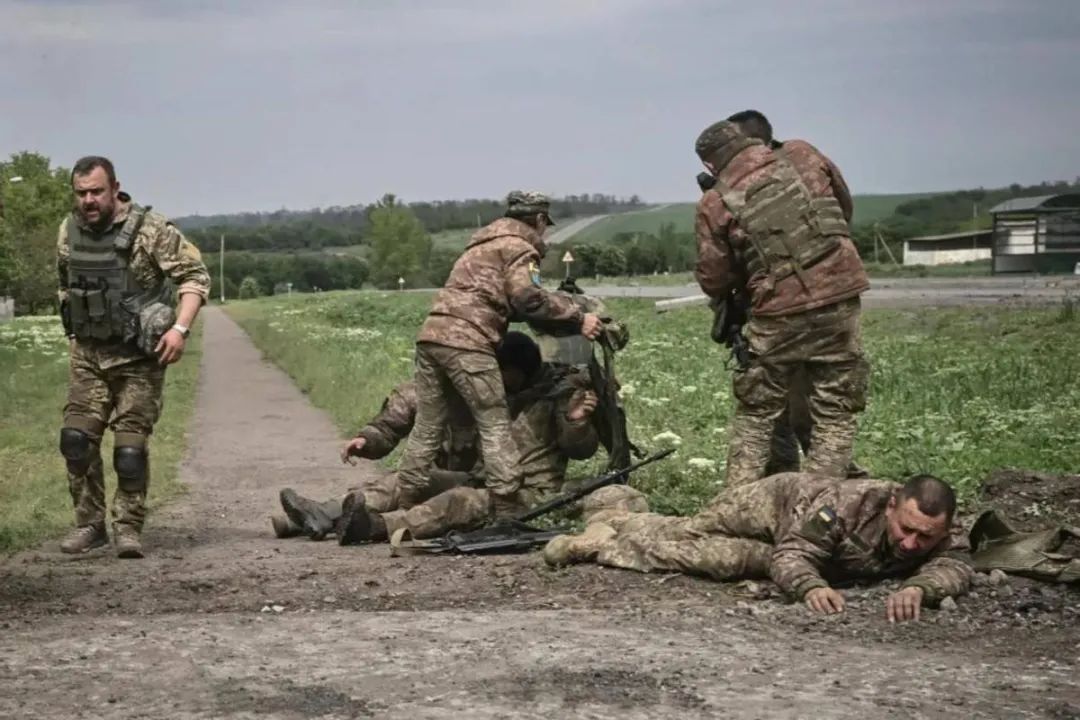 英媒：乌克兰将在今夏面临新的生存威胁
