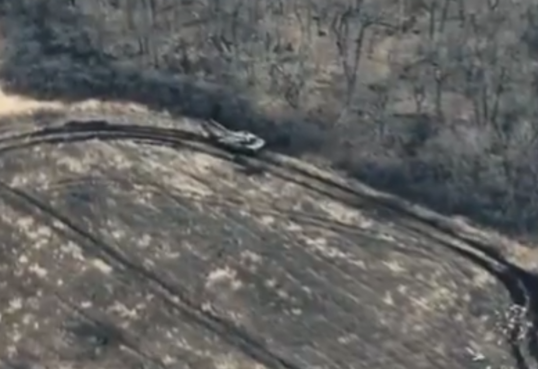 “用穿越机互怼”俄乌是认真的,不仅打得很上头,还“玩出”了新花样