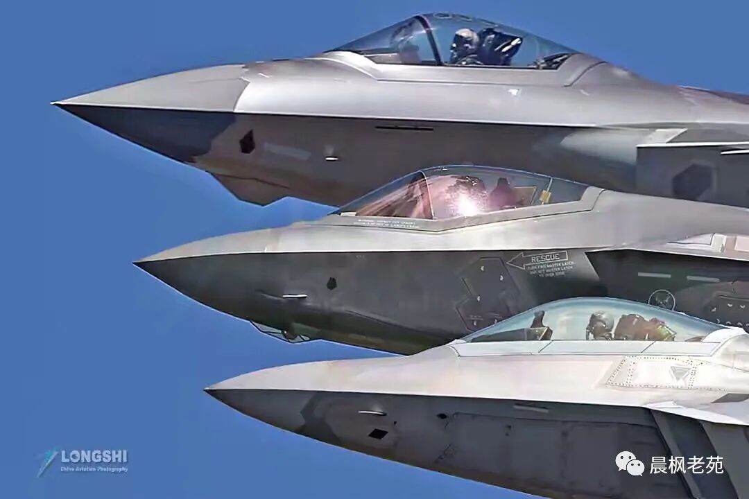 歼-20与F-35的交手