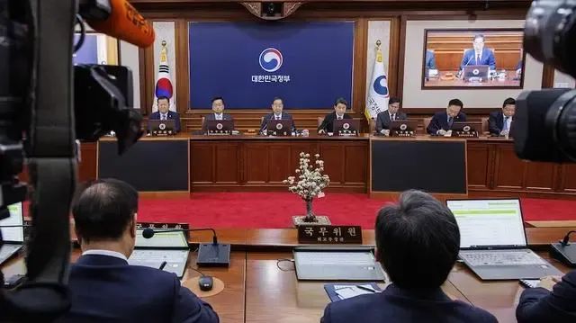 中期选举惨败,资本和人民都抛弃了尹锡悦