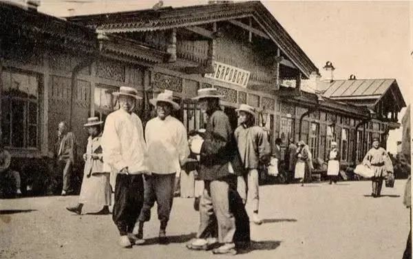 中国唯一的欧洲民族:40万俄罗斯人曾生活在中国,为何消失了?