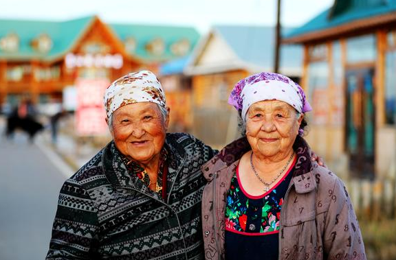 中国唯一的欧洲民族:40万俄罗斯人曾生活在中国,为何消失了?