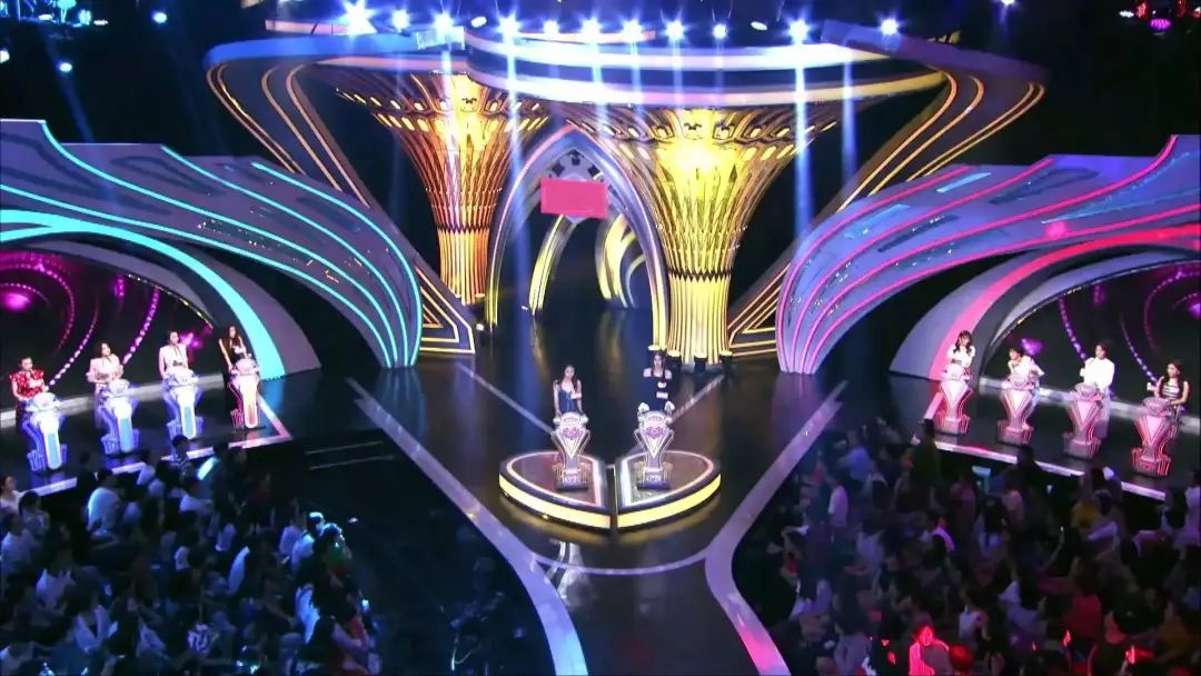 一夜蒸发16亿!中国光棍天堂,被王婆干翻了