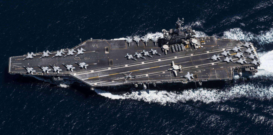 帝国主义夹着尾巴逃跑了!