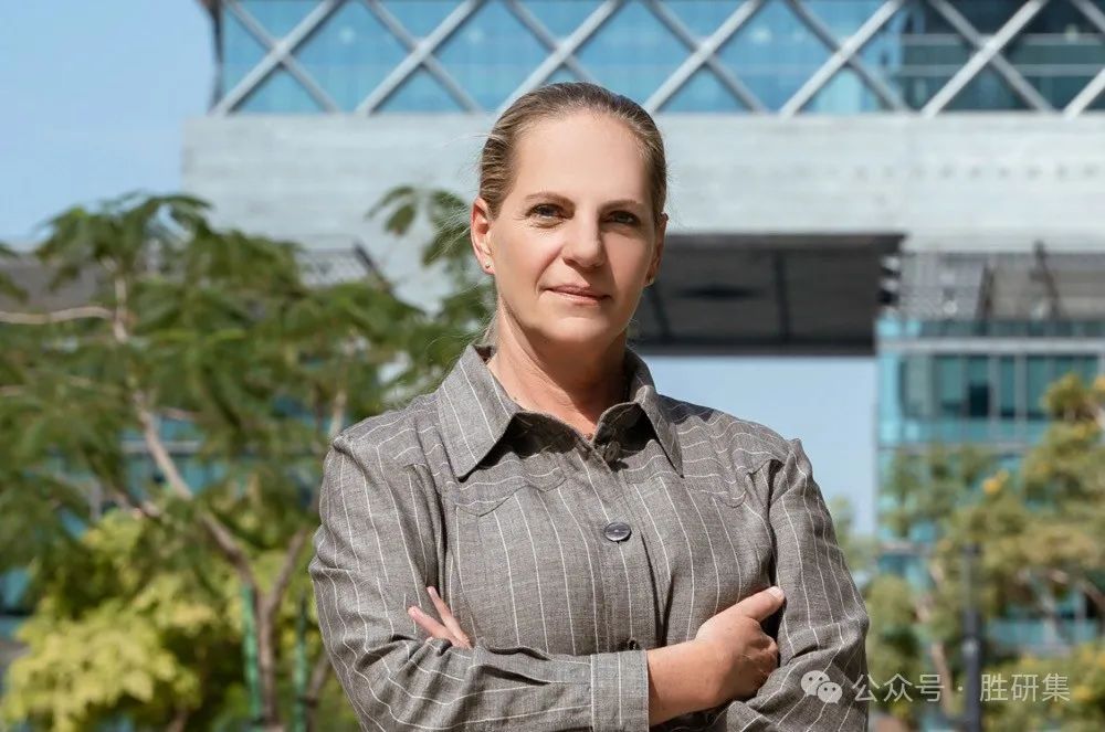 放弃石油美元后,罗斯柴尔德进入沙特!