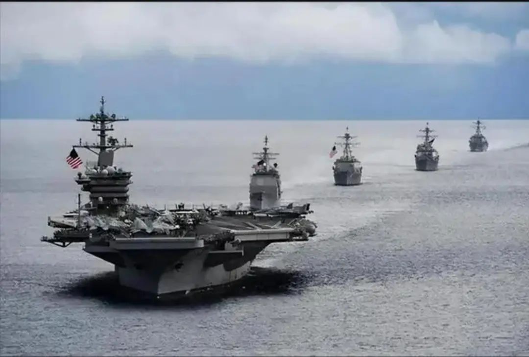 中国东海,俄罗斯舰队来了,信号十分强烈,就是冲着日本去的 中国东海,俄罗斯舰队来了,信号十分强烈,就是冲着日本去的