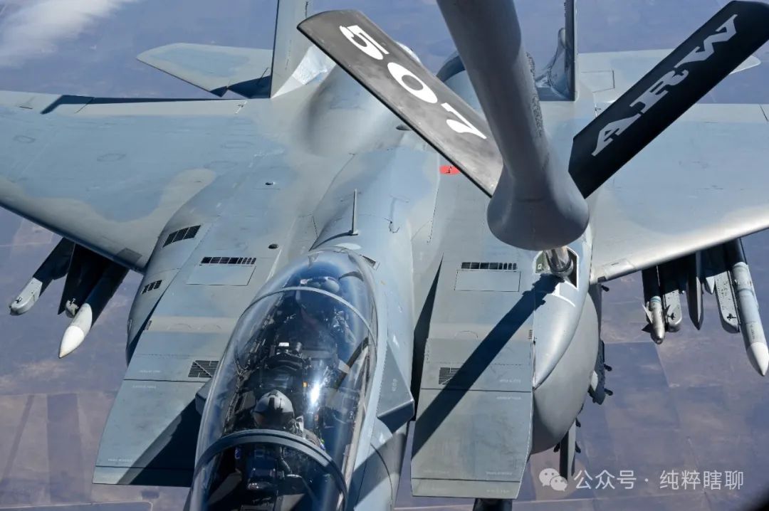 F-15鹰系列战斗机,美空军的骨干力量,重型战斗机的扛鼎之作 F-15鹰系列战斗机,美空军的骨干力量,重型战斗机的扛鼎之作