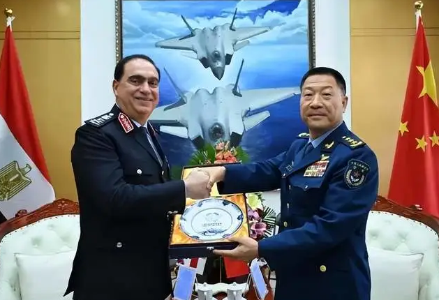 埃及引进歼-31隐形战斗机?这事似乎越来越真了…… 埃及引进歼-31隐形战斗机?这事似乎越来越真了……