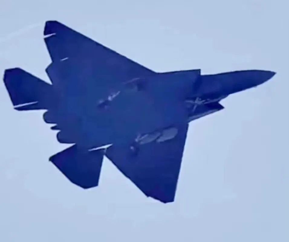 福建舰能否抗击240枚隐身反舰导弹的攻击? 福建舰能否抗击240枚隐身反舰导弹的攻击?