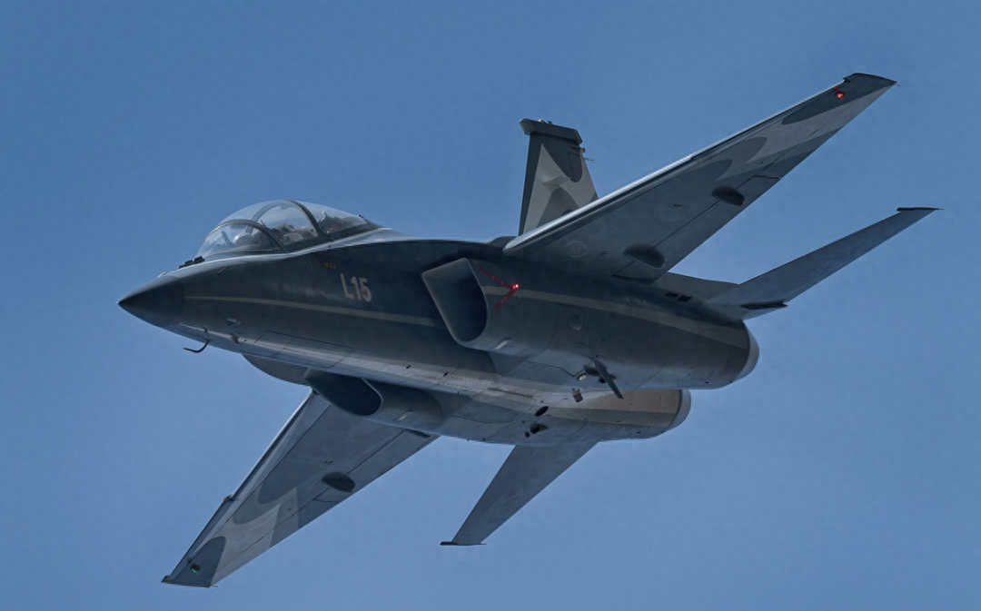 买了歼-10C,又爱上L-15猎鹰?埃及空军,要把中国战机一锅端走 买了歼-10C,又爱上L-15猎鹰?埃及空军,要把中国战机一锅端走