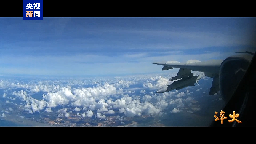 解放军曝光饱和打击战术：无侦-7前推搜索，轰-6K送上反舰导弹