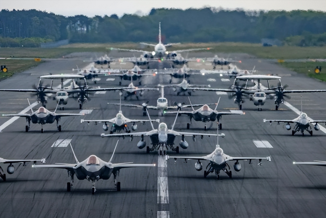 中国打出洲际导弹后,周边形势出现变化:美日集结数万人演习示威 中国打出洲际导弹后,周边形势出现变化:美日集结数万人演习示威