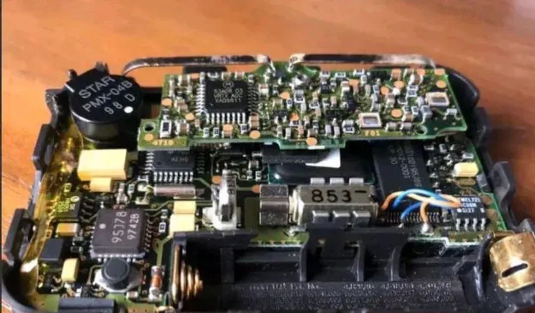 黎巴嫩传呼机爆炸事件背后的供应链战争 黎巴嫩传呼机爆炸事件背后的供应链战争