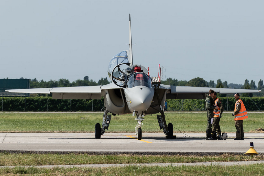 买了歼-10C,又爱上L-15猎鹰?埃及空军,要把中国战机一锅端走 买了歼-10C,又爱上L-15猎鹰?埃及空军,要把中国战机一锅端走