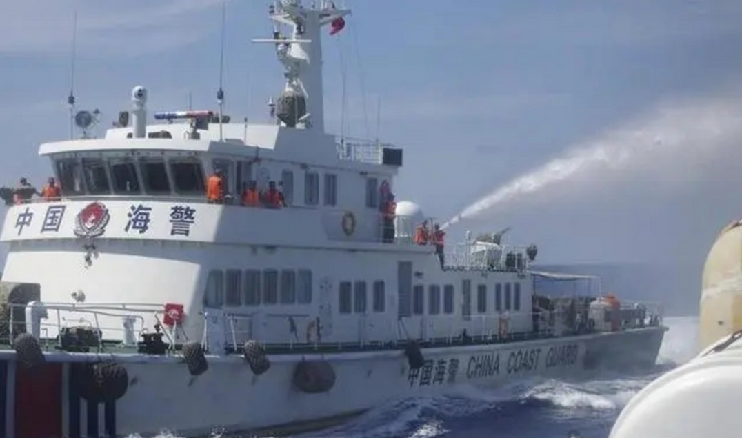 见到上级后,菲舰长忍不住抽泣,含泪哭诉撤出仙宾礁的真相 见到上级后,菲舰长忍不住抽泣,含泪哭诉撤出仙宾礁的真相