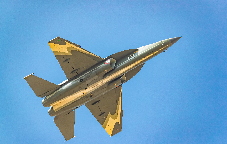 买了歼-10C,又爱上L-15猎鹰?埃及空军,要把中国战机一锅端走 买了歼-10C,又爱上L-15猎鹰?埃及空军,要把中国战机一锅端走