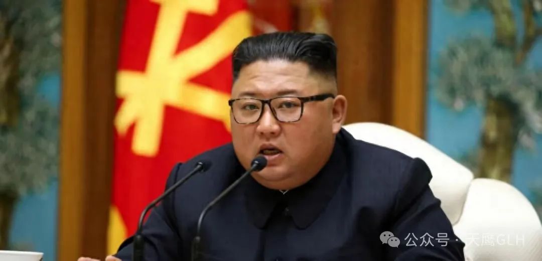 13艘新潜艇亮相,朝鲜拿出了压箱底的货,韩国专家:都是为了中俄 13艘新潜艇亮相,朝鲜拿出了压箱底的货,韩国专家:都是为了中俄