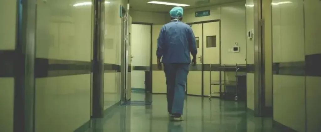 把民营医院和药店踢出医保系统,杜绝去做无用功 把民营医院和药店踢出医保系统,杜绝去做无用功