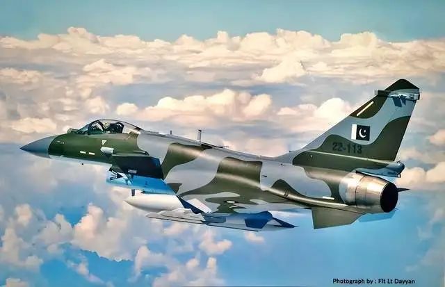 歼-10C拿下埃及巨单?西方不想给埃及的东西,中国有底气给更好的 歼-10C拿下埃及巨单?西方不想给埃及的东西,中国有底气给更好的