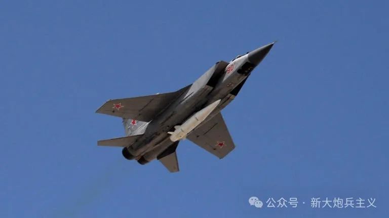 美国“灰鲭鲨”导弹,新型高超声速空空弹,可以由F-22和F-35发射 美国“灰鲭鲨”导弹,新型高超声速空空弹,可以由F-22和F-35发射