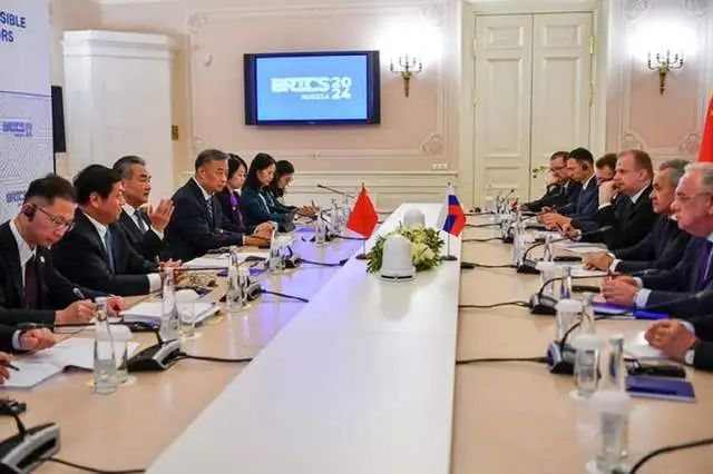 王毅外长北上俄罗斯,见到绍伊古之后,对中俄关系有了新说法 王毅外长北上俄罗斯,见到绍伊古之后,对中俄关系有了新说法