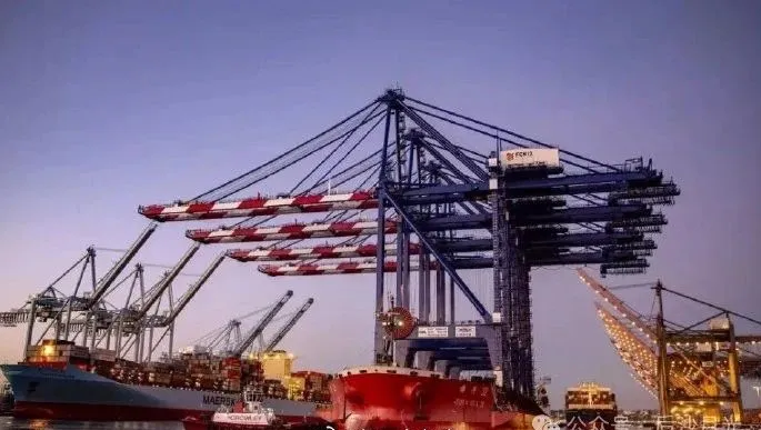 看了黎巴嫩,向雷蒙多大姐道个歉!是我想象力太匮乏了 看了黎巴嫩,向雷蒙多大姐道个歉!是我想象力太匮乏了