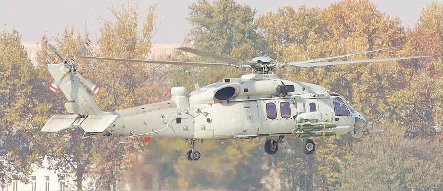 舰载直-20突然亮相!拍摄时间角度相当讲究,两侧短翼成为亮点 舰载直-20突然亮相!拍摄时间角度相当讲究,两侧短翼成为亮点