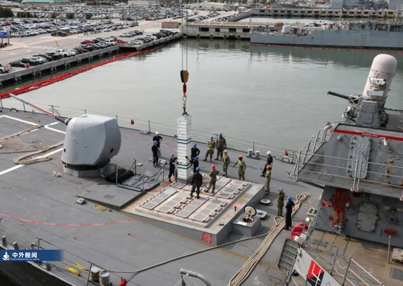 长津湖号完成美军首次航行间垂发再装填 长津湖号完成美军首次航行间垂发再装填