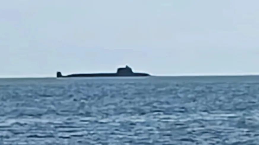 【铁甲】中方最新核潜艇093B正式露面，性能接近世界一流