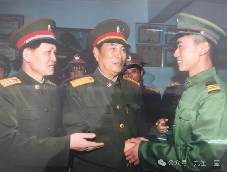 1979年,300名越军伪装成解放军,企图偷袭,师长:全部放行! 1979年,300名越军伪装成解放军,企图偷袭,师长:全部放行!