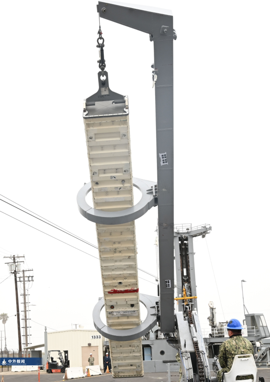 长津湖号完成美军首次航行间垂发再装填 长津湖号完成美军首次航行间垂发再装填