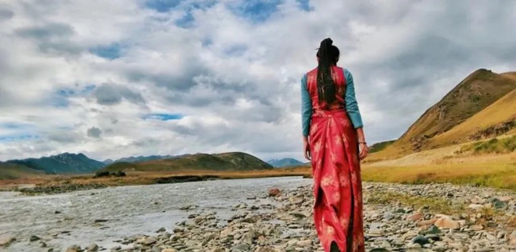 美国对新疆的嫉妒恨,是源于那里的女人不戴头巾 美国对新疆的嫉妒恨,是源于那里的女人不戴头巾