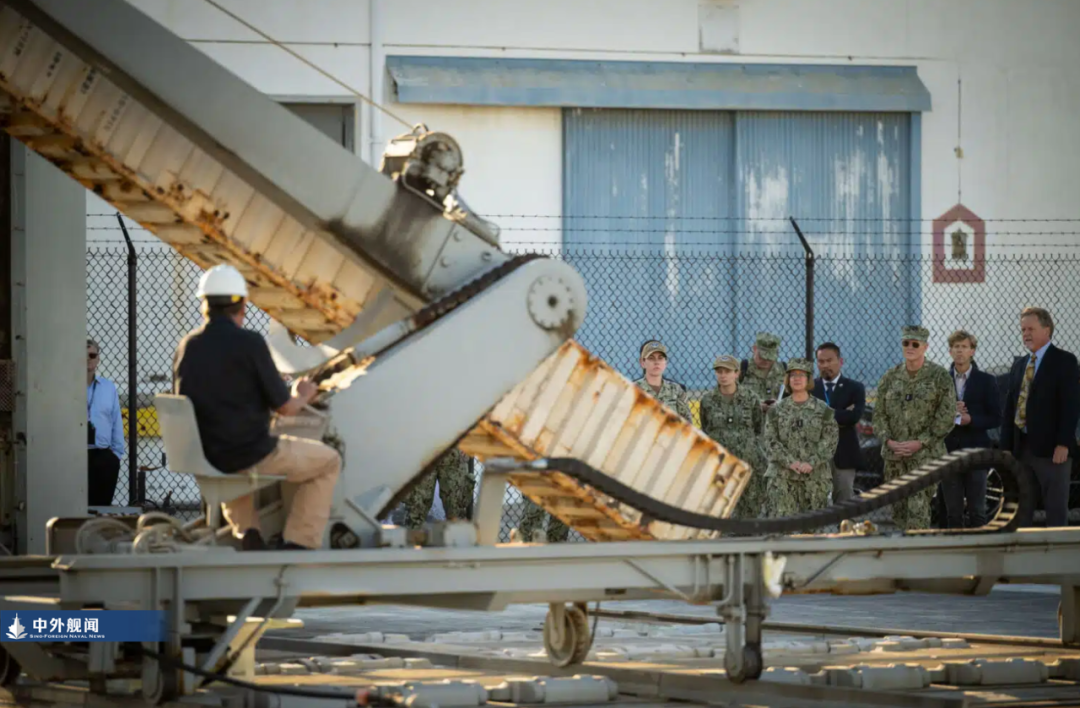 长津湖号完成美军首次航行间垂发再装填 长津湖号完成美军首次航行间垂发再装填