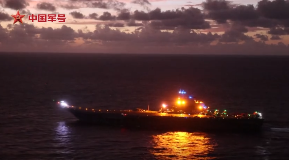 特殊时刻,辽宁舰杀了一个“回马枪”,毫无准备的台军被吓惨了 特殊时刻,辽宁舰杀了一个“回马枪”,毫无准备的台军被吓惨了