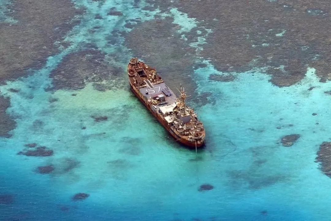 欧洲智库:建议菲律宾对“坐滩”破船进行扩建,在仁爱礁打造永久基地! 欧洲智库:建议菲律宾对“坐滩”破船进行扩建,在仁爱礁打造永久基地!