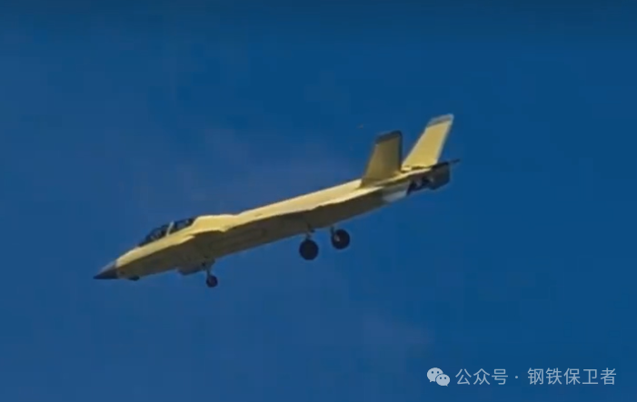 竟然还没服役!双座版歼20时隔近3年后再次公开亮相,还是“黄皮机”!原因或与换装涡扇15有关 竟然还没服役!双座版歼20时隔近3年后再次公开亮相,还是“黄皮机”!原因或与换装涡扇15有关