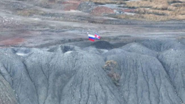 俄军阵地突然升起朝鲜国旗,东方强援的力度,远超西方的预料? 俄军阵地突然升起朝鲜国旗,东方强援的力度,远超西方的预料?