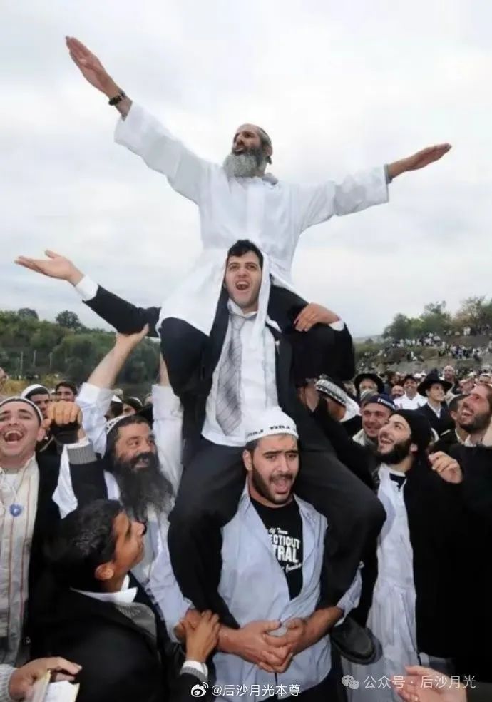 着什么急?乌克兰还没亡国,他们就涌进入来了 着什么急?乌克兰还没亡国,他们就涌进入来了