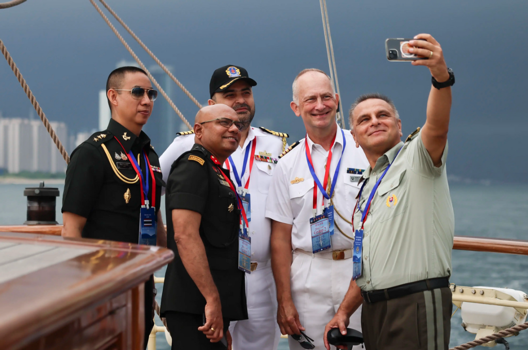 大陆重兵围台当天,解放军请来60多国军方,见证中国的统一决心 大陆重兵围台当天,解放军请来60多国军方,见证中国的统一决心