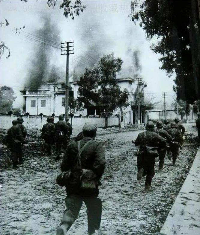 1979年,300名越军伪装成解放军,企图偷袭,师长:全部放行! 1979年,300名越军伪装成解放军,企图偷袭,师长:全部放行!