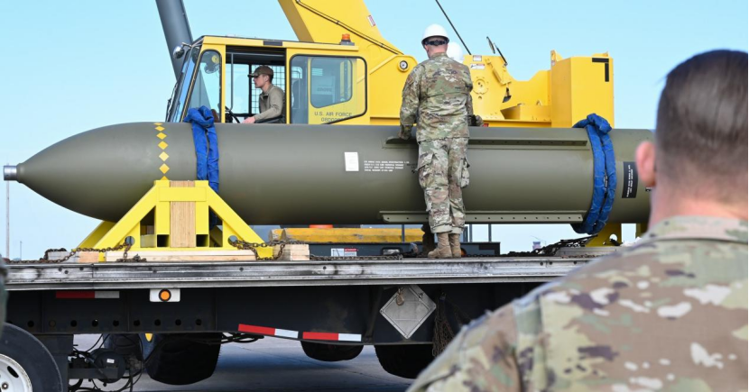 韩国亮相新型弹道导弹，威力世界最大，射程覆盖大半中国？